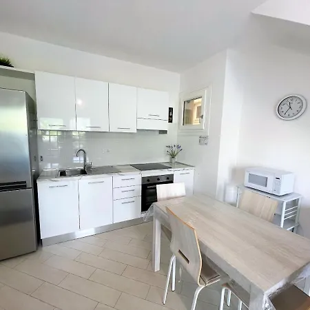 Affittimoderni Bouganville - Vibo07 Apartament *